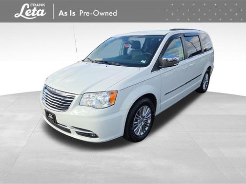 2013 Chrysler Town & Country Touring-L