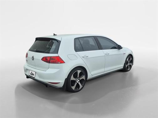 2016 Volkswagen Golf GTI S
