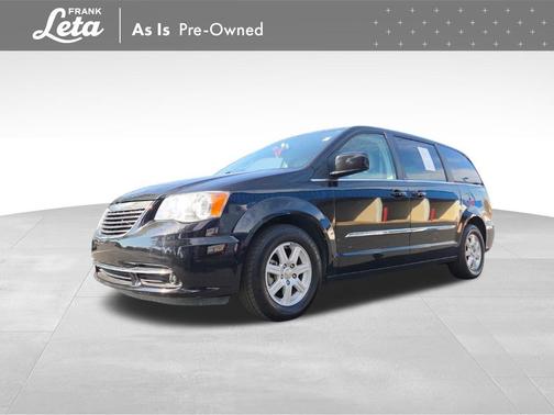2013 Chrysler Town & Country Touring
