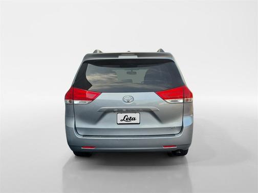 2014 Toyota Sienna XLE
