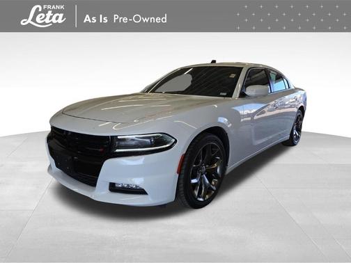 White 2016 Dodge Charger SXT
