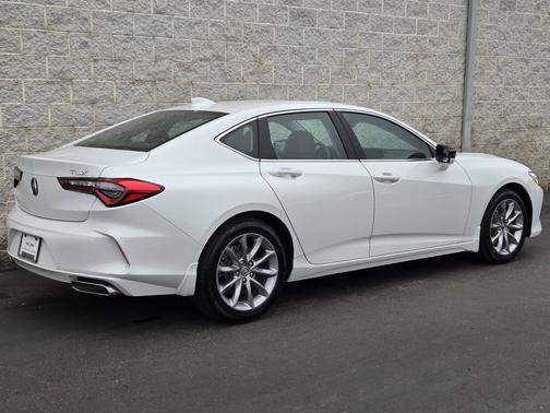 2022 Acura TLX
