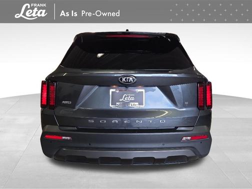 Gray 2021 Kia Sorento S