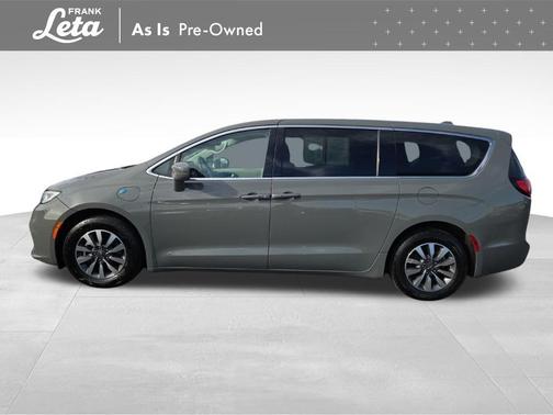 2022 Chrysler Pacifica Hybrid Touring L