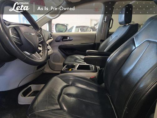 2022 Chrysler Pacifica Hybrid Touring L