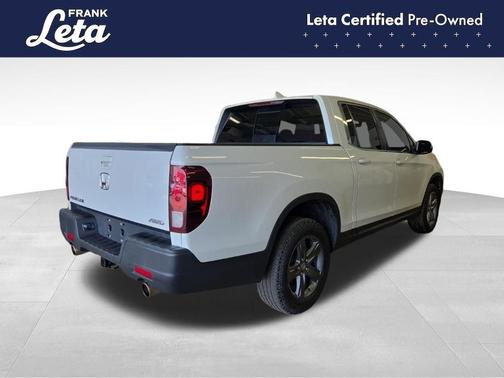 White 2023 Honda Ridgeline RTL