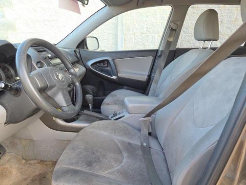 2011 Toyota RAV4 Sport