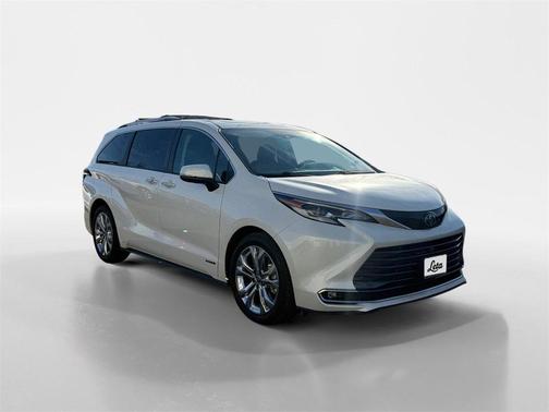 2021 Toyota Sienna 