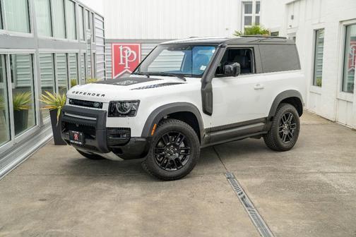 2022 Land Rover Defender 90 X-Dynamic S