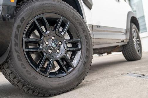 2022 Land Rover Defender 90 X-Dynamic S