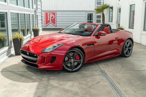 2016 Jaguar F-TYPE R