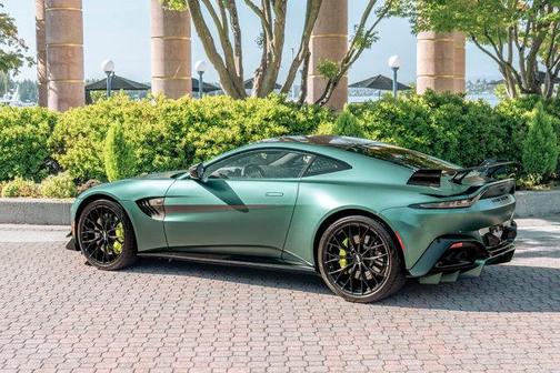 2022 Aston Martin Vantage F1 Edition