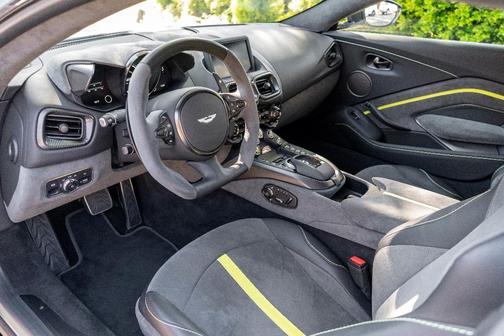 2022 Aston Martin Vantage F1 Edition