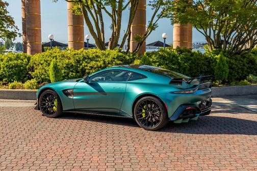 2022 Aston Martin Vantage F1 Edition