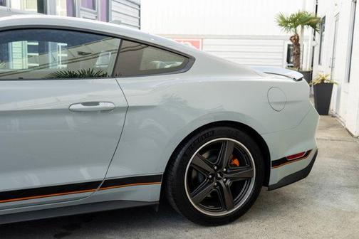 2022 Ford Mustang Mach 1