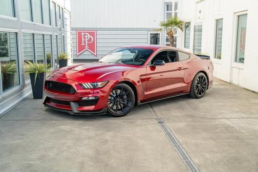 2018 Ford Shelby GT350 Base