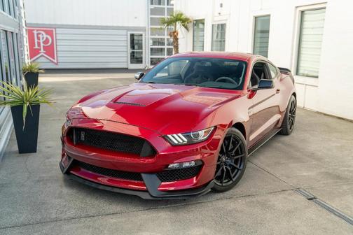2018 Ford Shelby GT350 Base