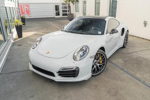 2016 Porsche 911 Turbo S
