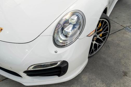 2016 Porsche 911 Turbo S