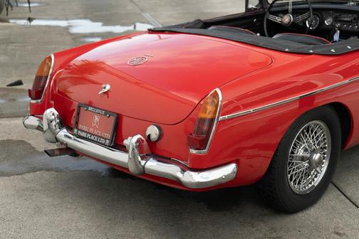 1965 MG MGB 