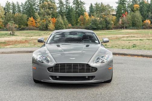 2011 Aston Martin V8 Vantage N420