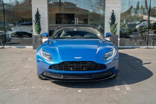 2020 Aston Martin DB11 V8