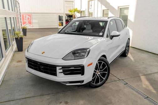 2024 Porsche Cayenne Base