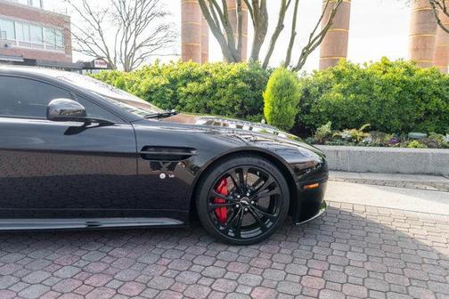 2015 Aston Martin V12 Vantage S Base