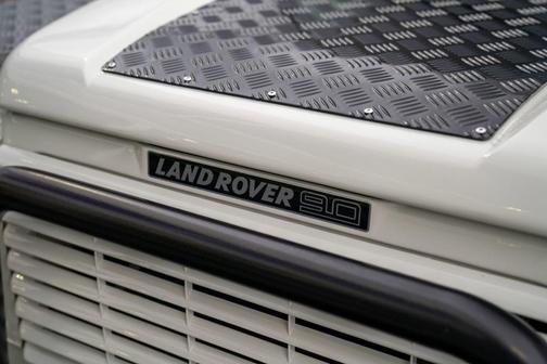 1990 Land Rover Defender 90
