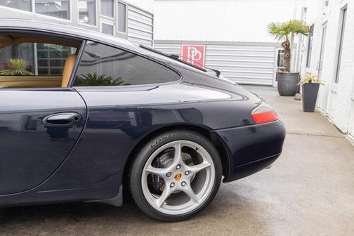 1999 Porsche 911 911 Carrera