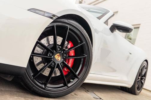 2020 Porsche 911 Carrera 4S