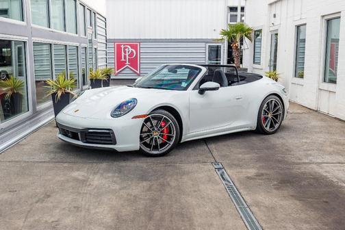 2020 Porsche 911 Carrera 4S