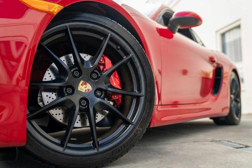 2016 Porsche Cayman GTS