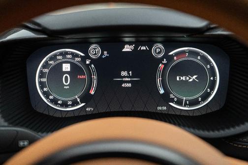 2024 Aston Martin DBX 707