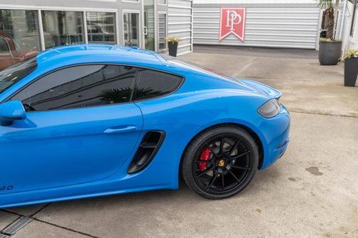 2025 Porsche 718 Cayman GTS 4.0