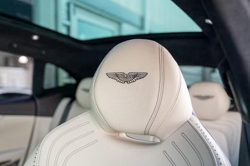 2021 Aston Martin DBX Base