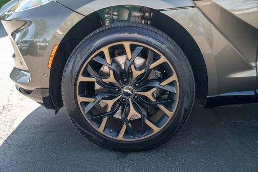 2021 Aston Martin DBX Base