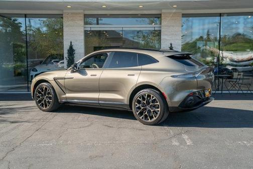 2021 Aston Martin DBX Base