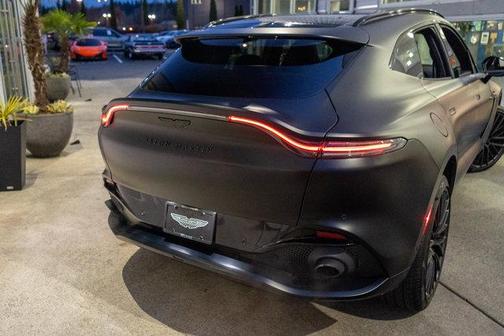 2022 Aston Martin DBX Base