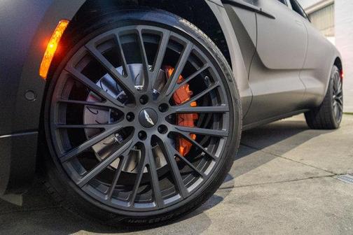 2022 Aston Martin DBX Base