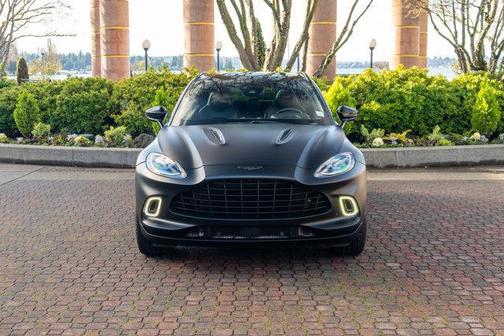 2022 Aston Martin DBX Base