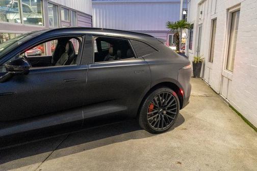 2022 Aston Martin DBX Base