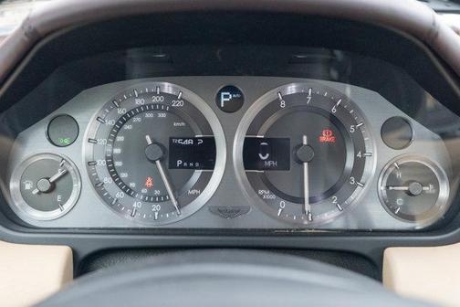 2006 Aston Martin DB9 Base