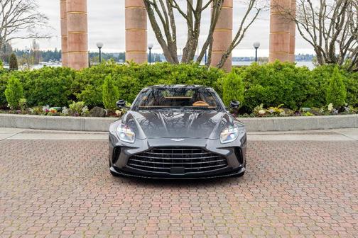 2026 Aston Martin Vantage Base