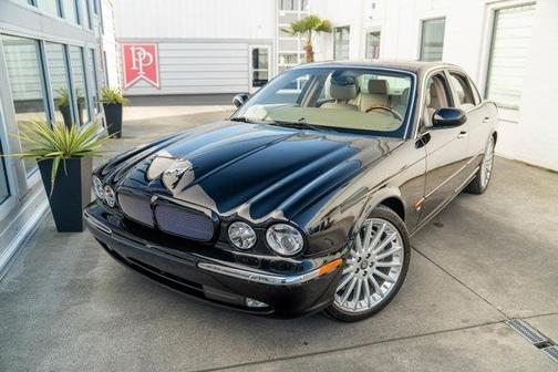 2004 Jaguar XJR