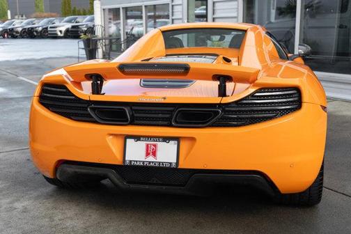 2013 McLaren MP4-12C Base