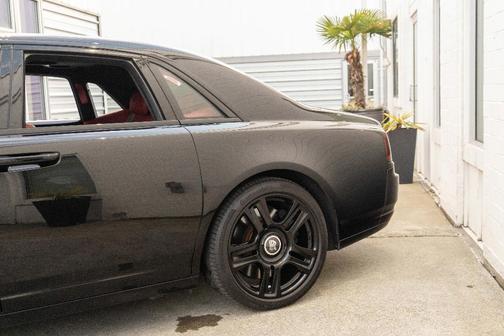 2016 Rolls-Royce Ghost 