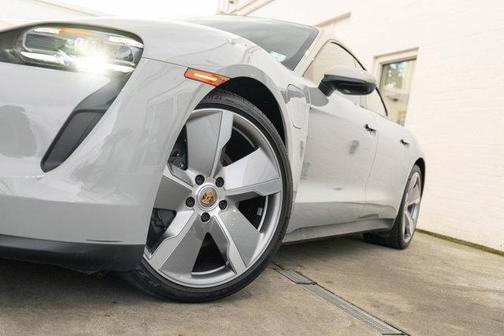 2023 Porsche Taycan Base