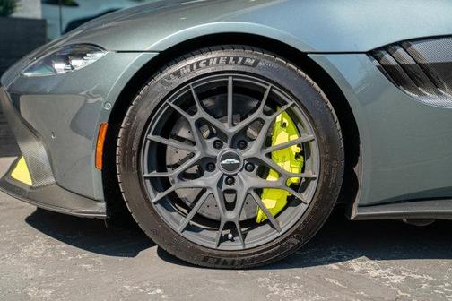2020 Aston Martin Vantage AMR
