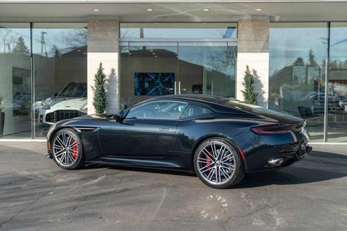 2024 Aston Martin DB12 Base